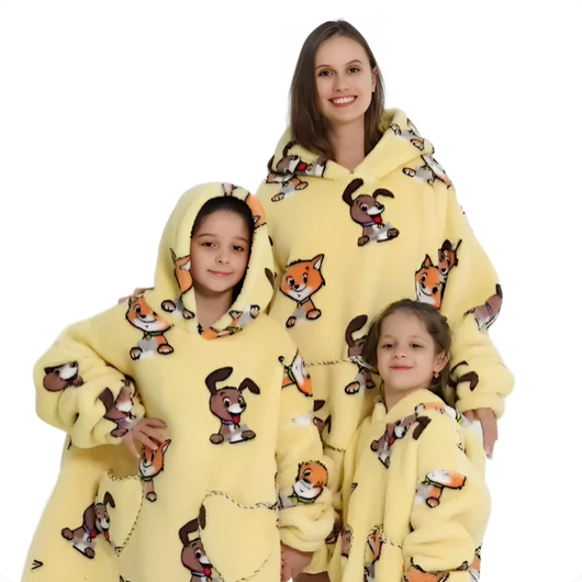 Gul oversized hettegenser med hunde- og revmønster for voksen og barn