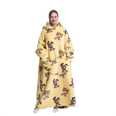 Gul oversized hettegenser med hunde- og revmønster, lang modell