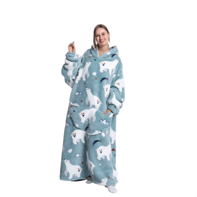 Lyseblå oversized hettegenser med isbjørnmønster, lang modell